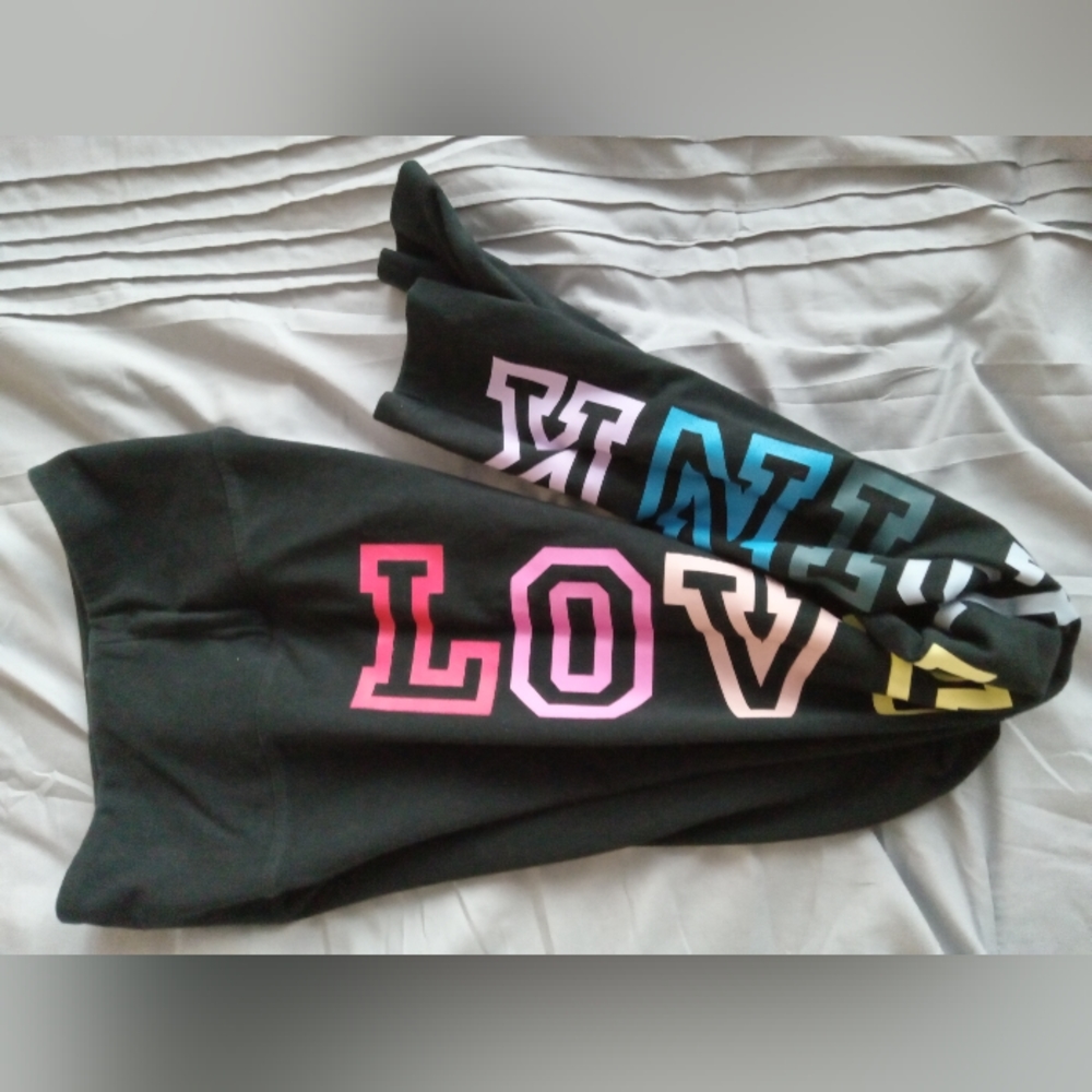 Vs pink like new xs pink logo leggings